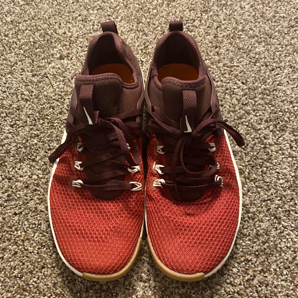 Men’s Nike trainers